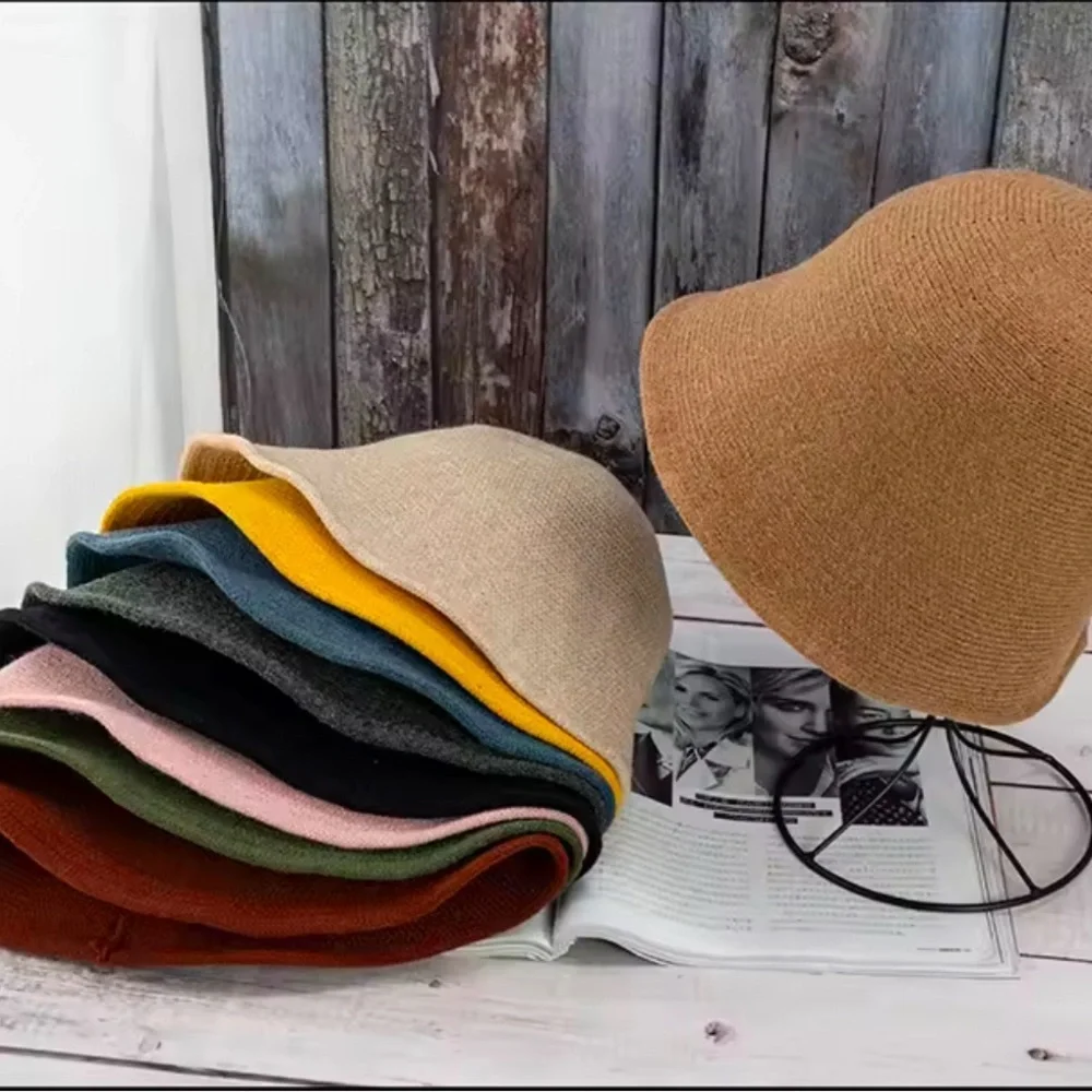 Women Wool Mix Solid Color Round Top Knitted Bucket Hat